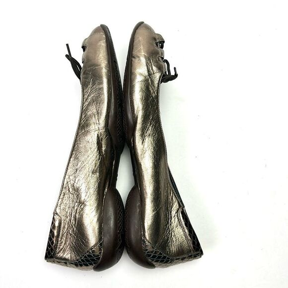 Stuart Weitzman Ballet Flats Metallic Leather Lace Up Details size 8,5 - Picture 9 of 14
